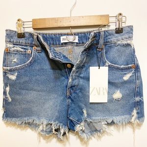 BRAND NEW ZARA Denim Cut-off Shorts